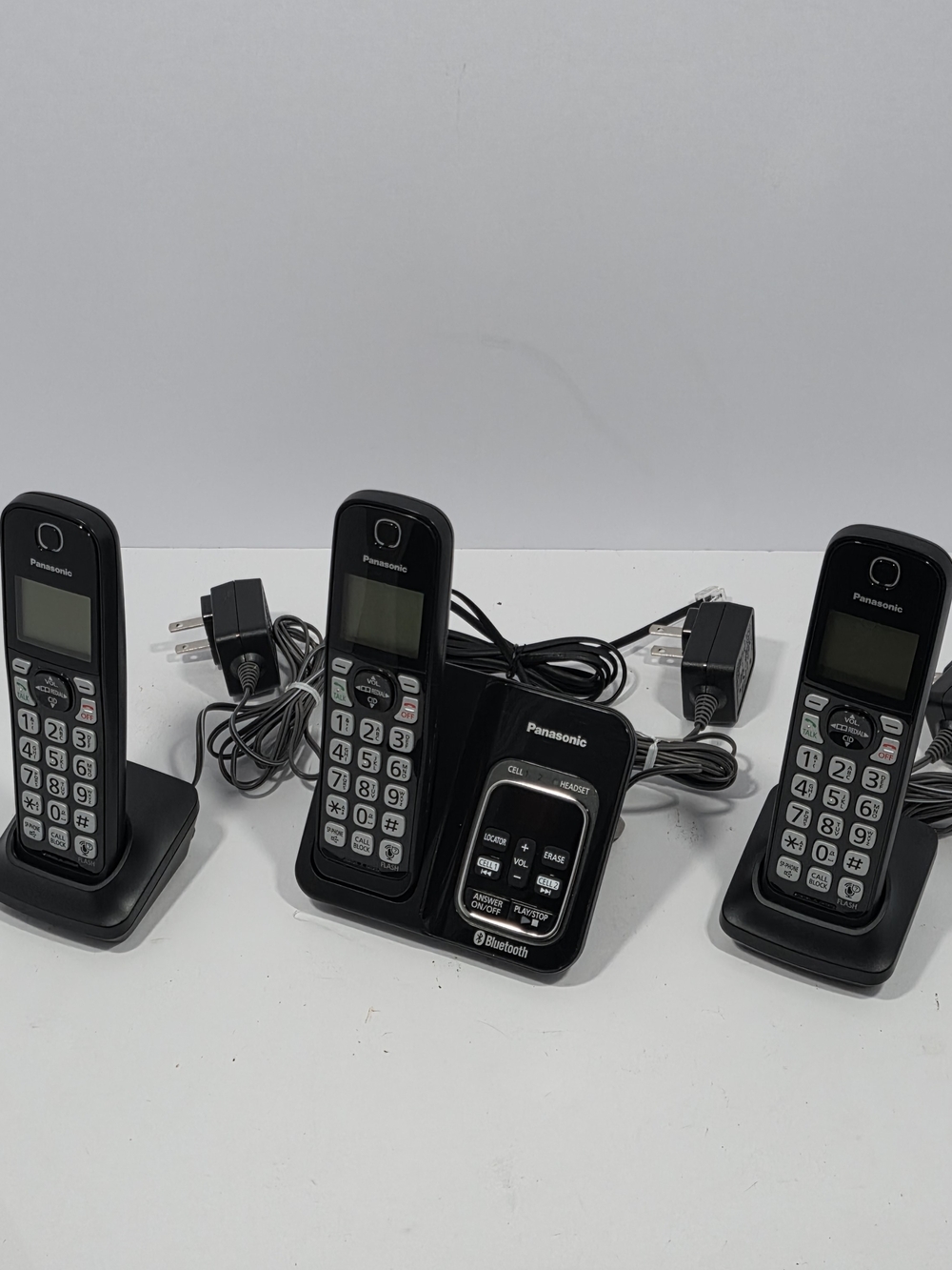 Panasonic KX-TG273CSK 3-Handset Cordless Phone Bluetooth Answering System